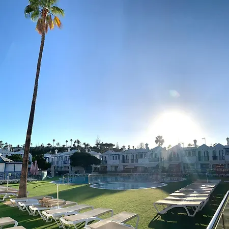 Gilly Апартаменты *